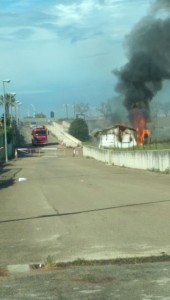 Incendio chiosco