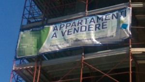 Il nome di Savino Tondo figura nei riferimenti per l'acquisto degli appartamenti nel cantiere di zona Sant'Andrea