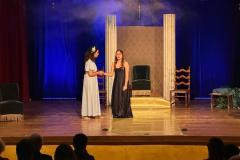 La-magia-dellemozione-della-CompagniAurea-per-Il-Teatro-delle-Parità-in-scena-con-Atalanta-Antigone-e-Cyrana-La-scuola-delle-mogli5