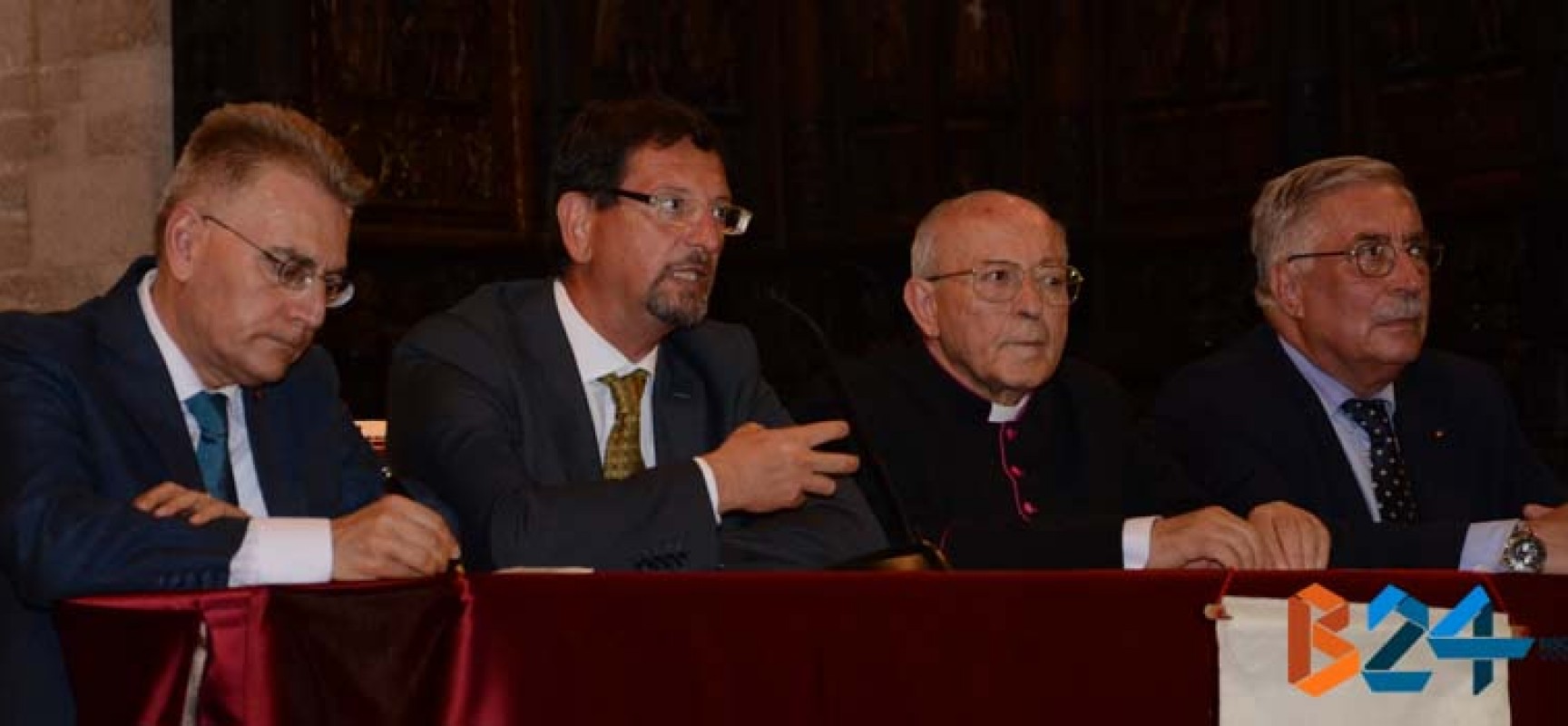 Il vaticanista Muolo a Bisceglie: “Papa Francesco pontefice di lotta, contro il male” / FOTO