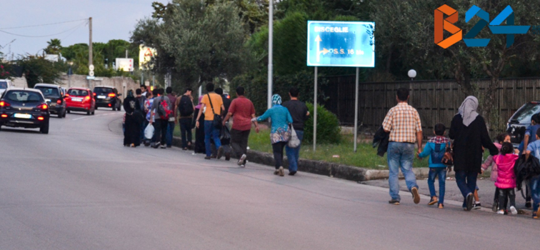 Quaranta profughi arrivati ieri a villa San Giuseppe, alcuni hanno rifiutato e sono andati via / FOTO