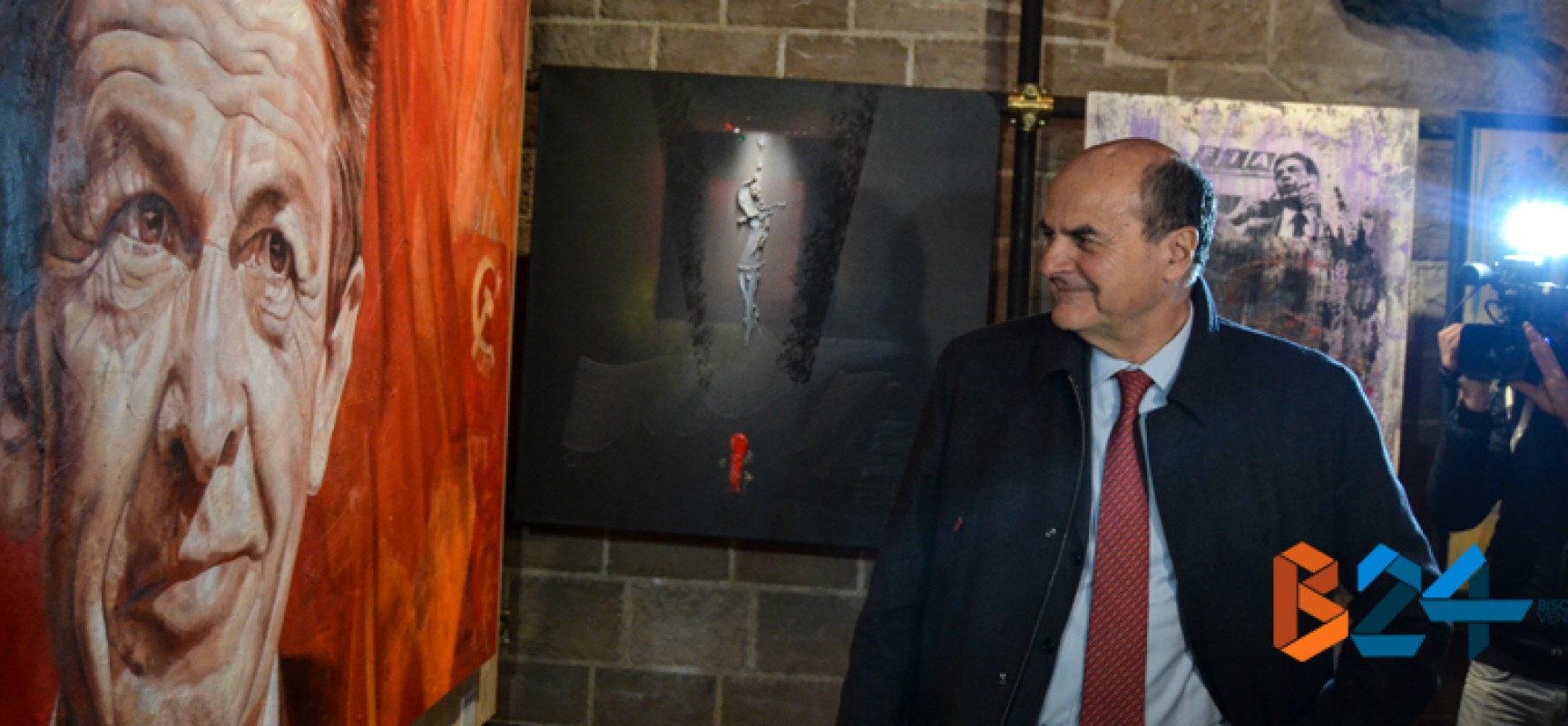 Inaugurata la mostra su Berlinguer, Bersani: “Giovani dimostrino che può esistere una politica pulita” / FOTO