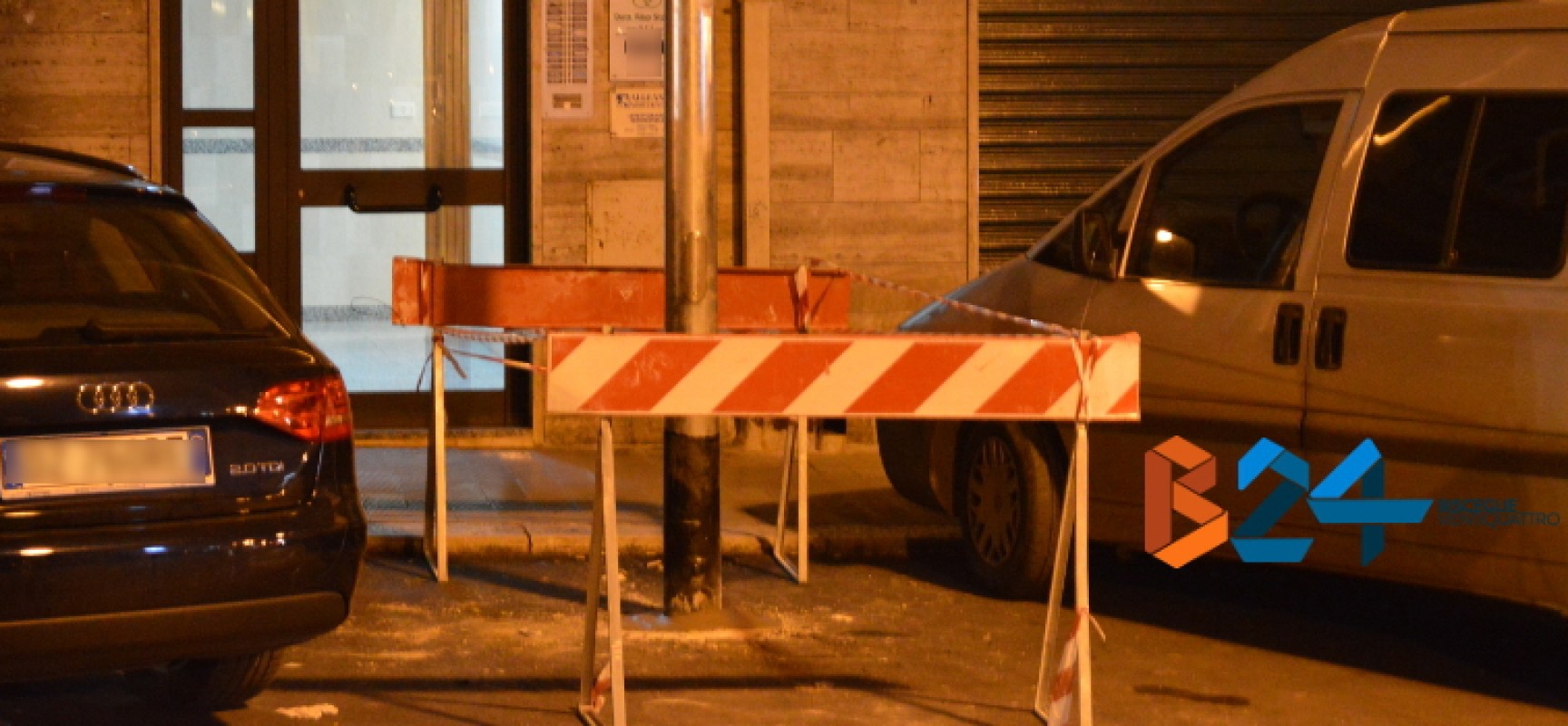 Lo strano caso del palo in via Petronelli, Losapio: «Abbiamo risposto a criteri precisi» / FOTO