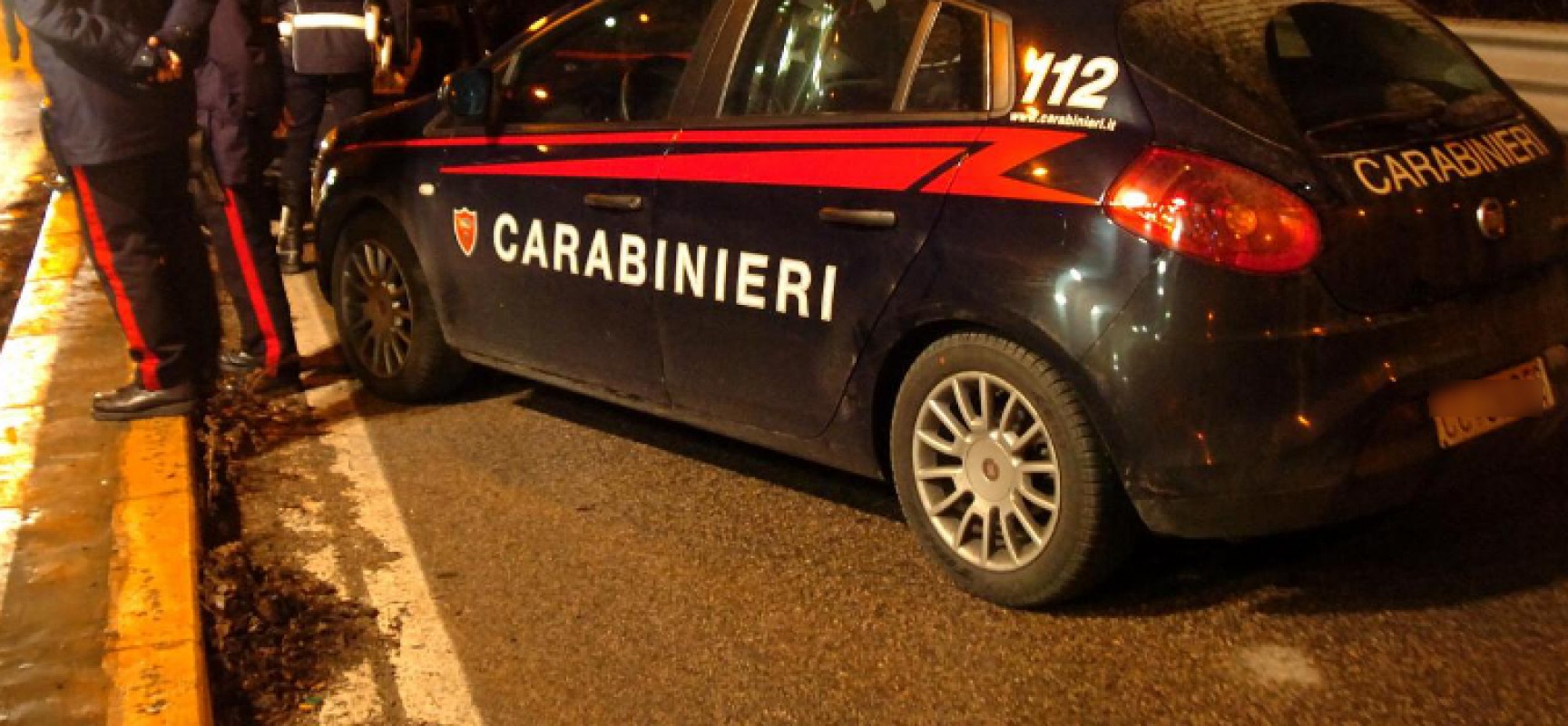 In quattro tentano di rubare il carico di un tir, Carabinieri arrestano 18enne bitontino nell’area di servizio “Dolmen”