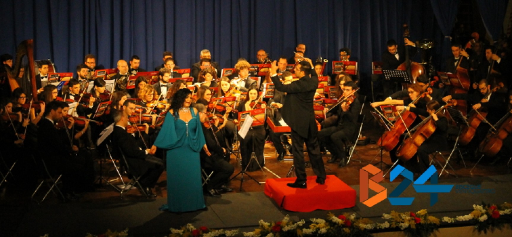 L’orchestra “Biagio Abbate” convince il pubblico del Politeama. E stasera si replica / FOTO