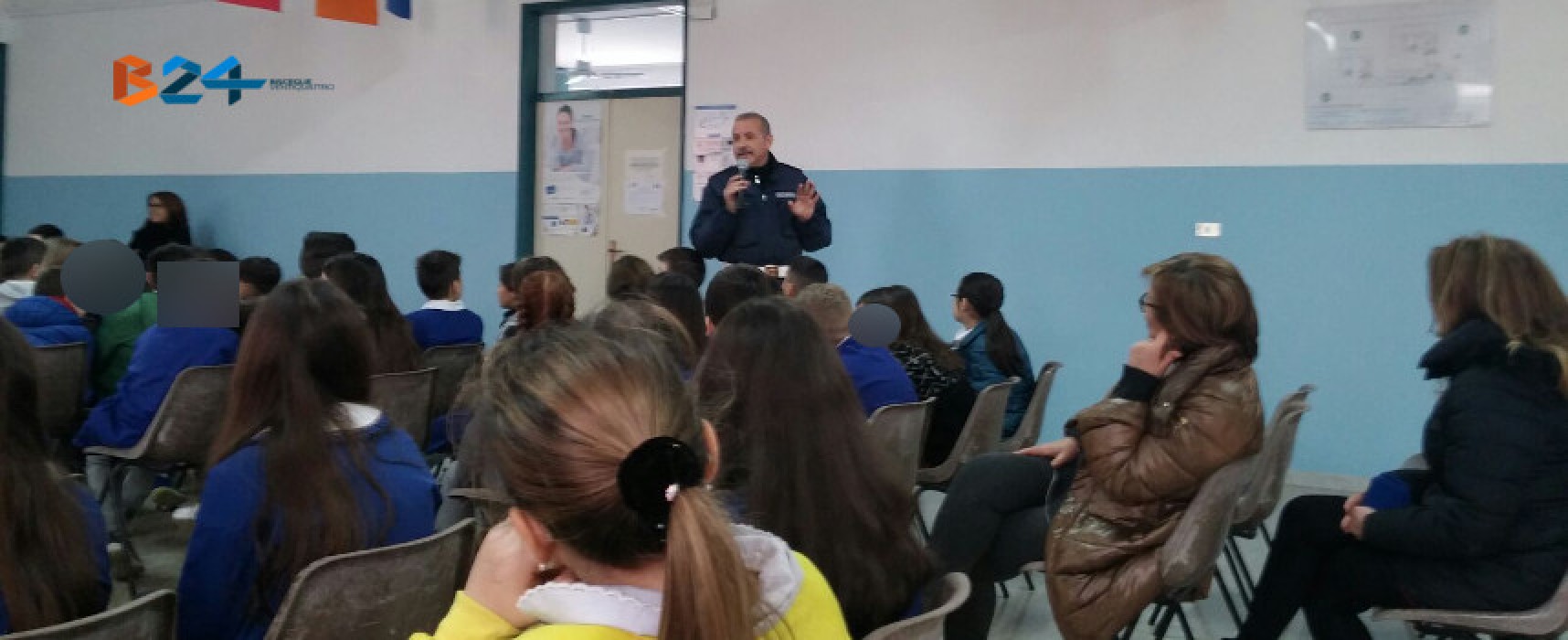 Educazione stradale con la Polizia Municipale al III circolo didattico San Giovanni Bosco