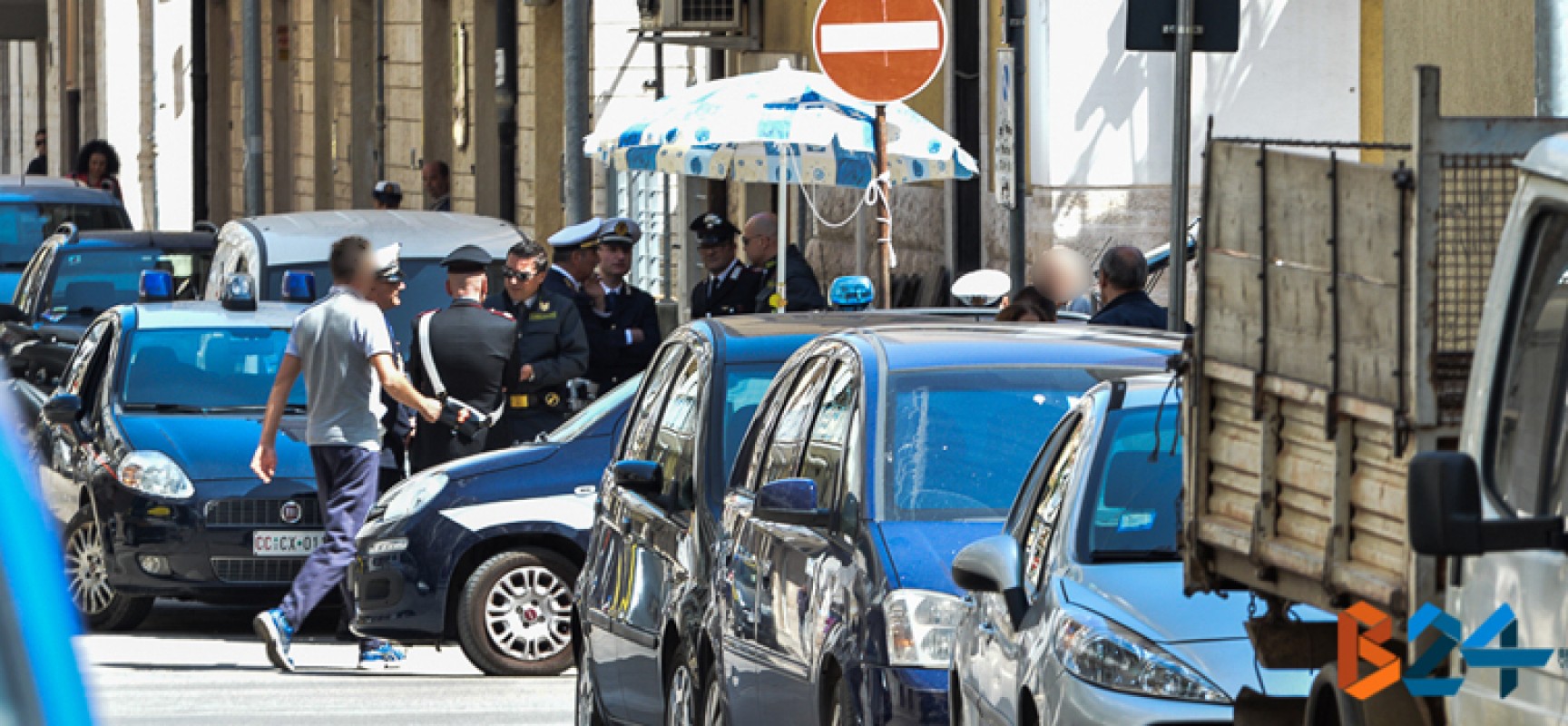 Giro di vite sull’occupazione di suolo pubblico: gli esiti dell’operazione delle forze dell’ordine