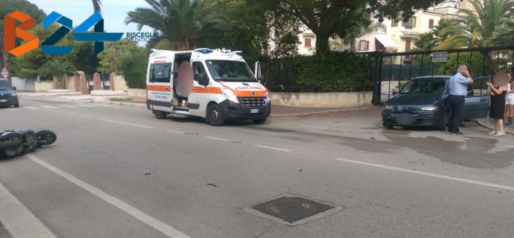 Incidente tra auto e scooter su via Sant’Andrea, trasportato al pronto soccorso il motociclista