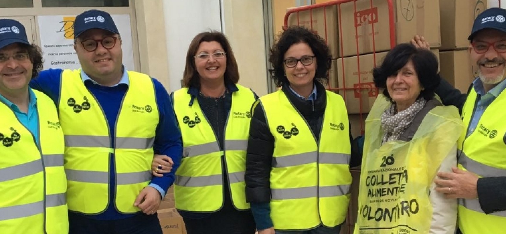 Bisceglie risponde presente alla Giornata Nazionale della Colletta Alimentare / FOTO