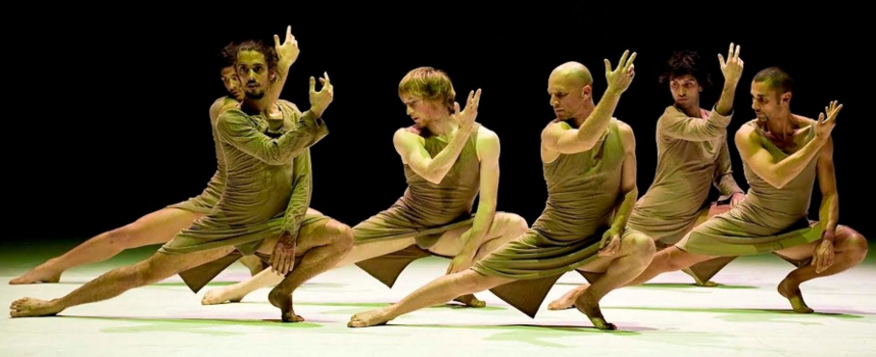 “Instrument 1”, la Compagnia Zappalà Danza al Garibaldi per Teatri di Pace