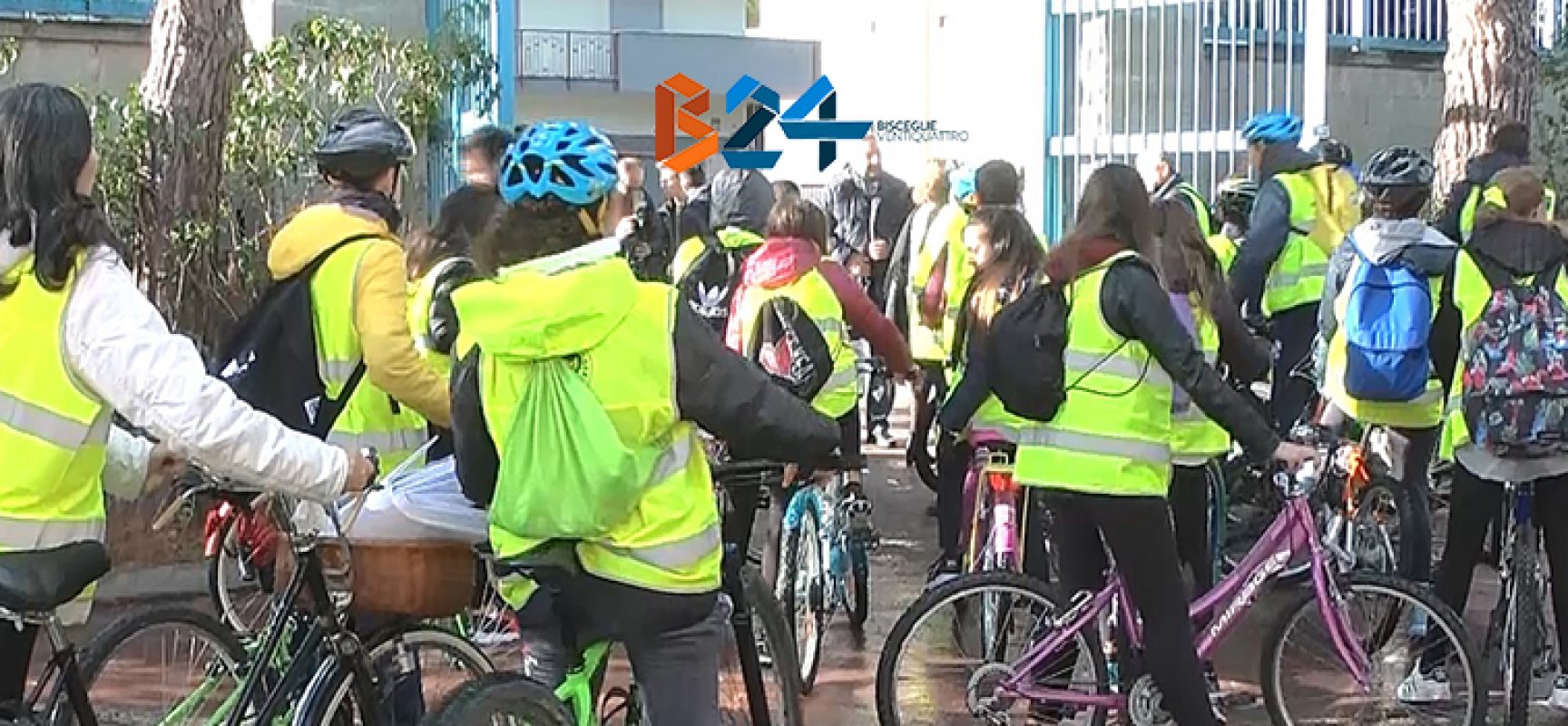 Scuola in bici, Massimo Valente: “La Monterisi sia da esempio, ciclotessera per ogni alunno”