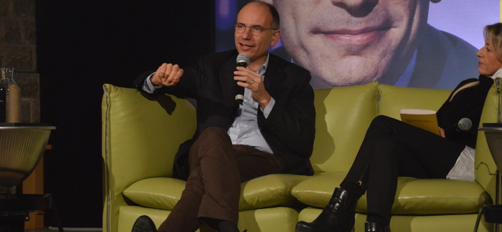 Enrico Letta a Bisceglie presenta il suo libro “di battaglia” per rilanciare il progetto europeo