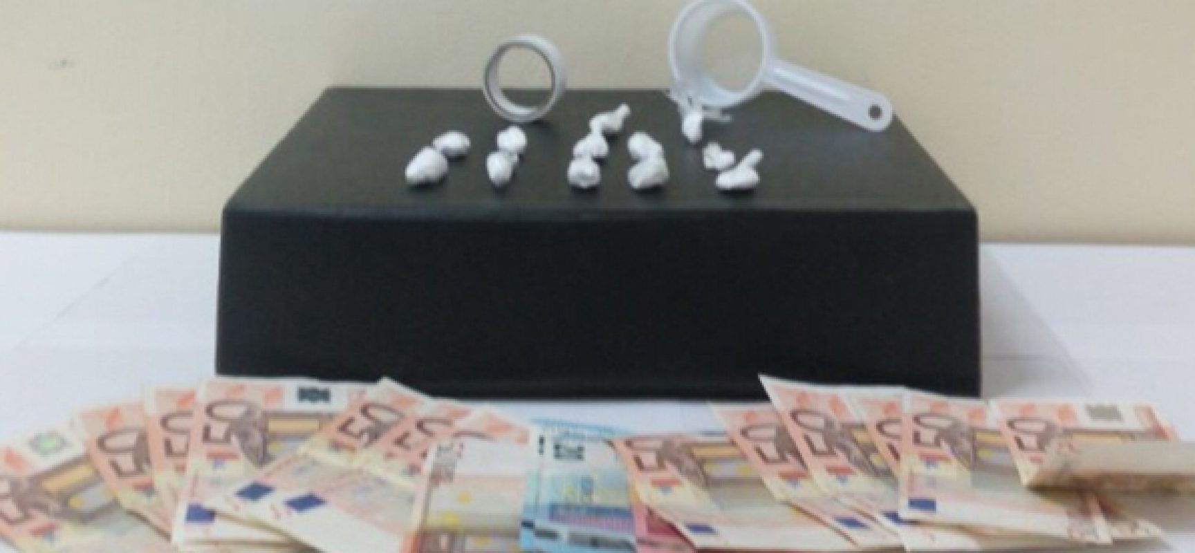 Cocaina nascosta nel ciclomotore, andriese arrestato sul lungomare di Bisceglie