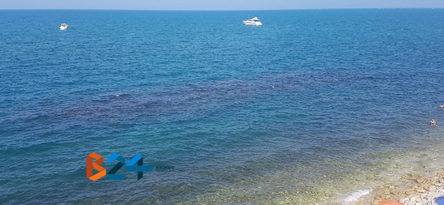 Imbarcazioni nelle acque riservate alla balneazione, ecco come fare la segnalazione