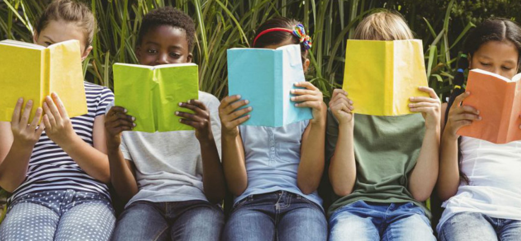“Io leggo perché”: la libreria Abbraccio alla vita a fianco delle scuole biscegliesi