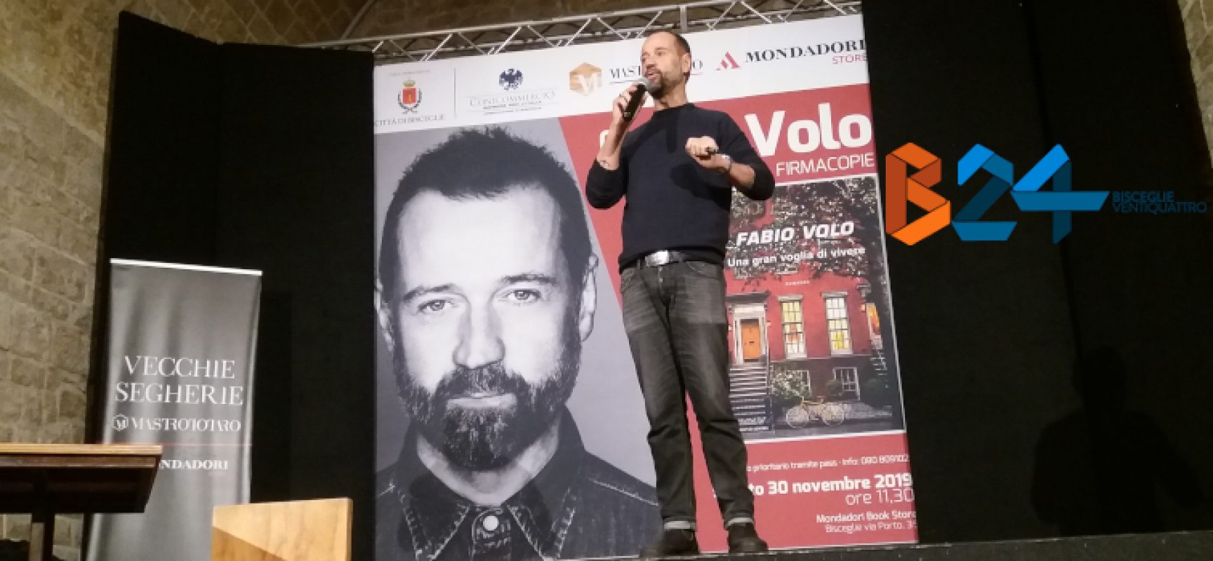 Fabio Volo incontra i suoi lettori alle Vecchie Segherie Mastrototaro / FOTO