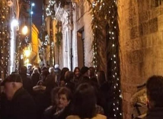 Associazione Borgo Antico: “Addobbi vecchi di Natale? Non buttateli, abbelliamo il centro storico”