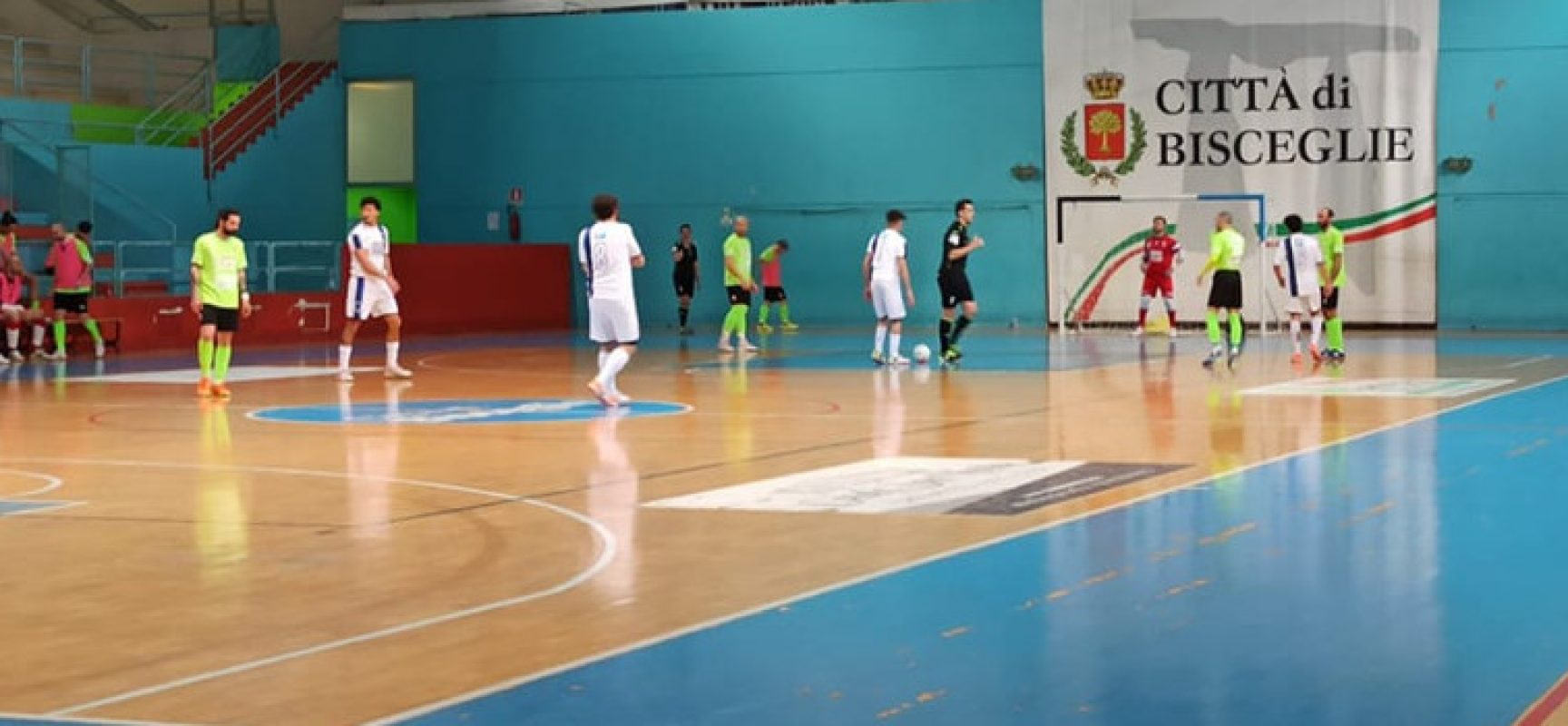 Futbol Cinco, ko casalingo contro Alta Futsal