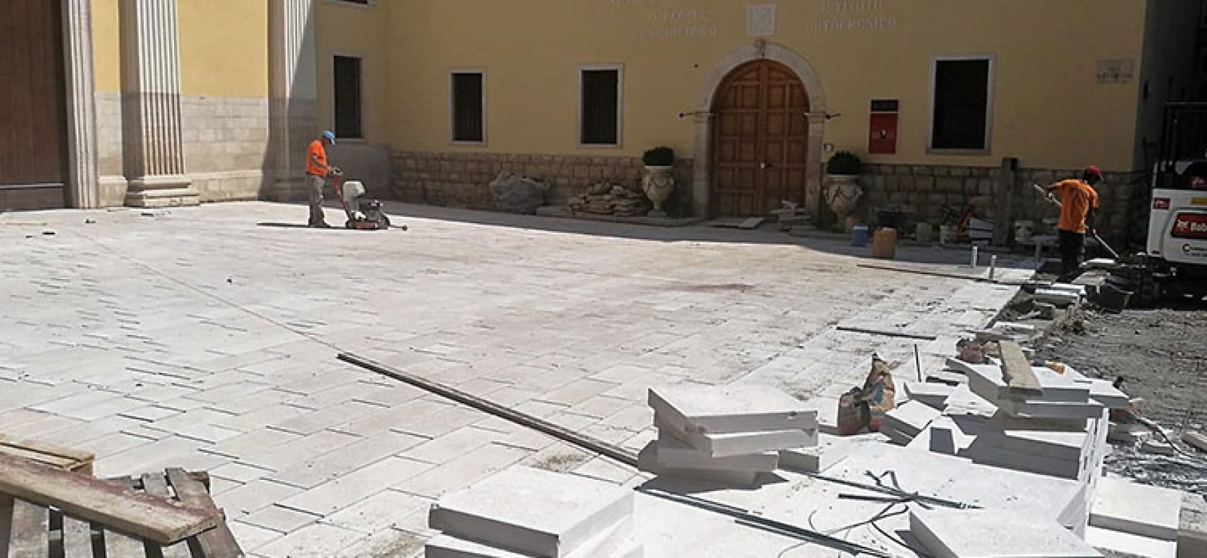 Lavori chiesa Sant’Agostino, Angarano: “Le operazioni procedono spedite”