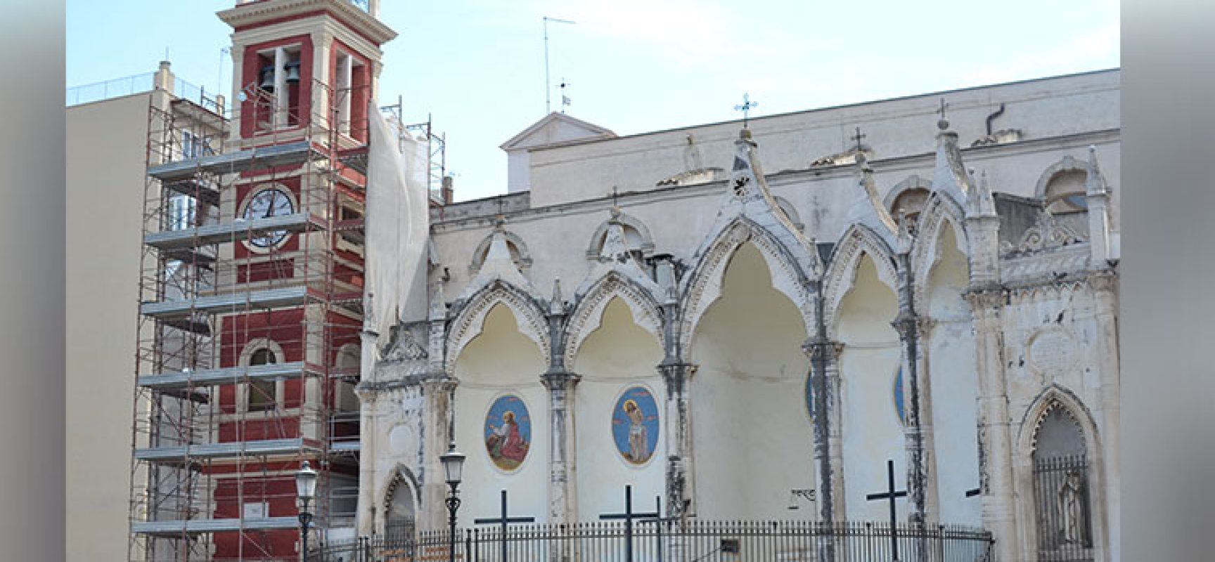 Tutto pronto per la riconsegna alla Città della torre civica dell’orologio dopo il restauro