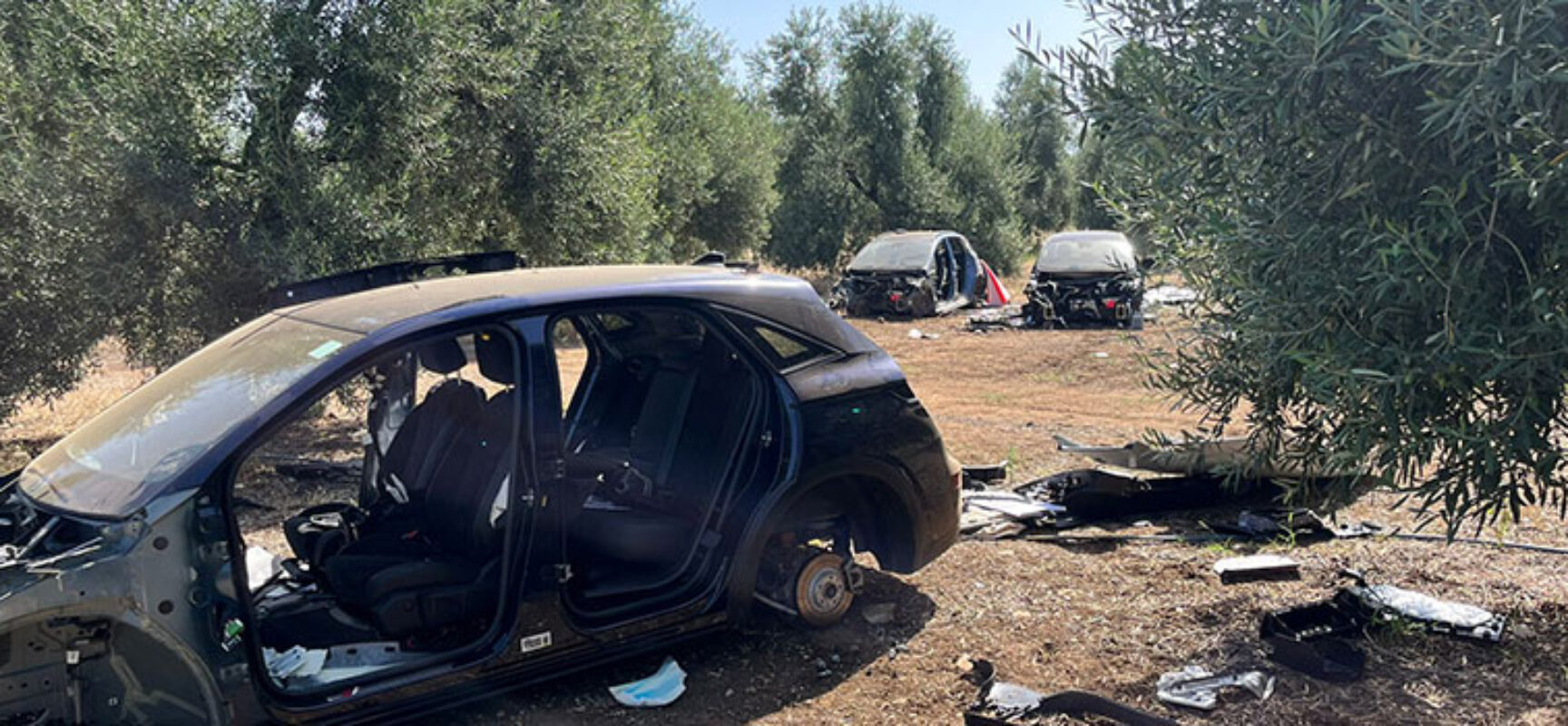 Ennesimo caso di auto rubate e ritrovate cannibalizzate nel territorio di Bisceglie