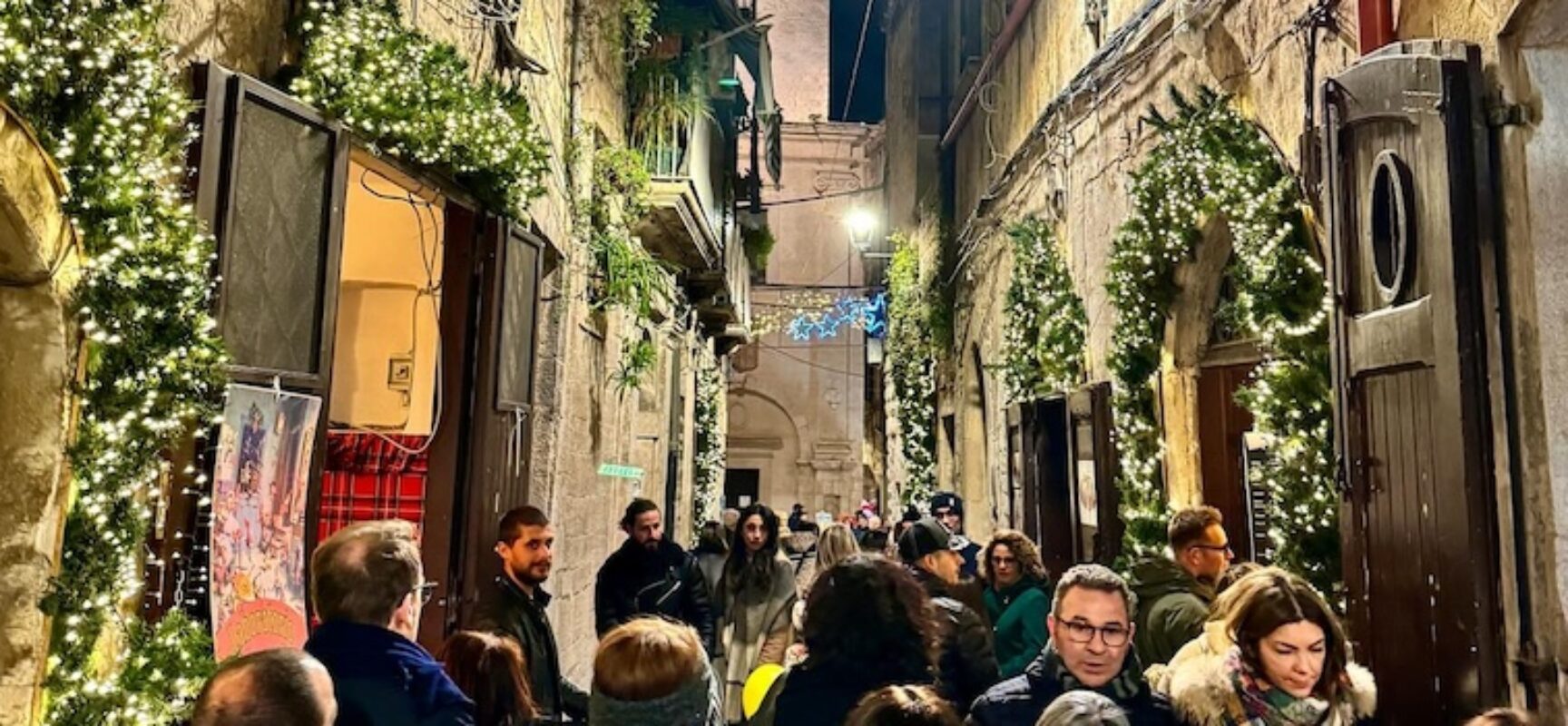 Nel Borgo del Natale si è pronti a far festa con band, cori e spettacoli in vernacolo