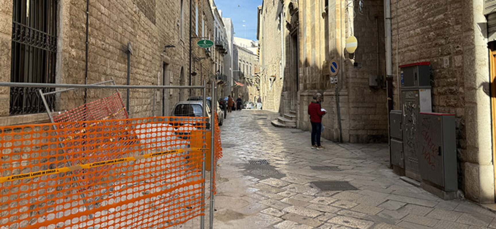 Riprendono lavori a basolato centro storico, è il turno di via Giulio Frisari / DETTAGLI