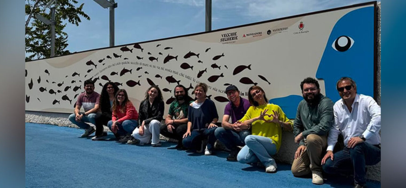 Installazione sul Ponte dei Pescatori, Mastrototaro: “Omaggio alla poesia del mare e a Bisceglie”￼