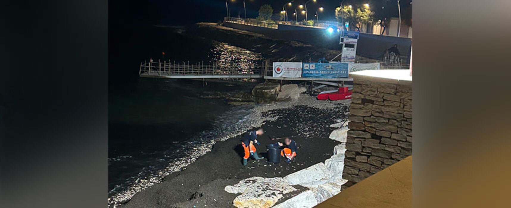 Al via rimozione delle alghe dalla spiaggia del Cagnolo