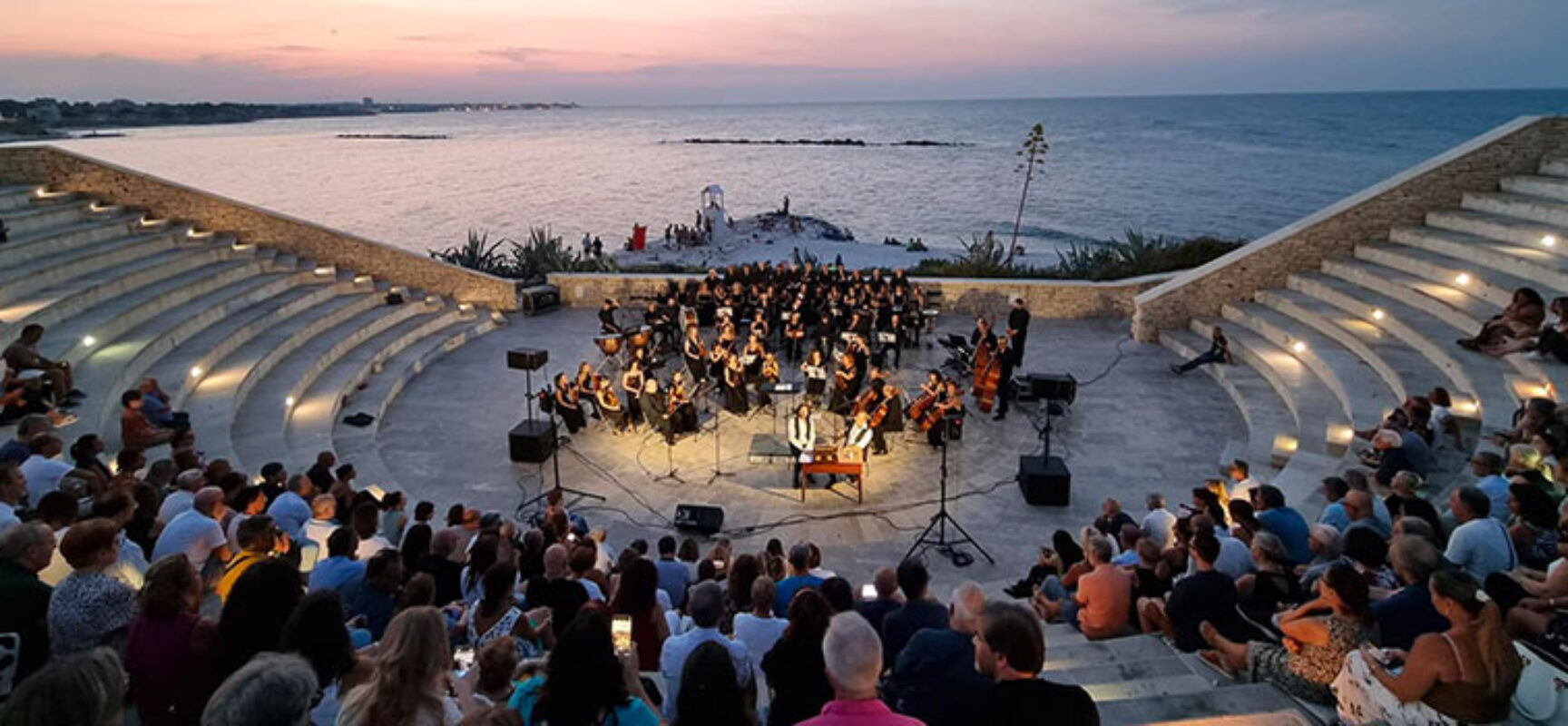 Il Teatro Mediterraneo ospita il Concerto al Tramonto a Lume di Candela