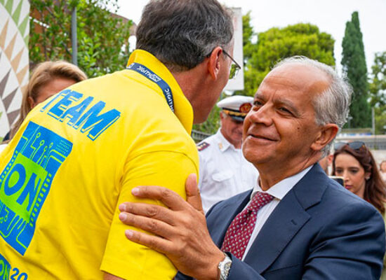 DigithON 2024: serata finale in piazza Castello con Fitto, Decaro e la proclamazione dei vincitori