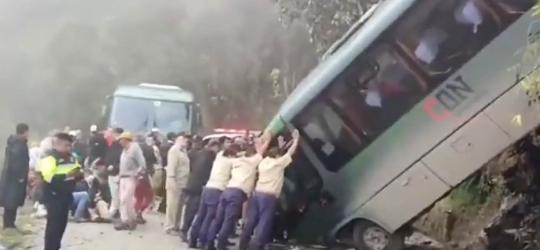 Due sposini biscegliesi tra gli italiani a bordo del bus turistico precipitato in Perù