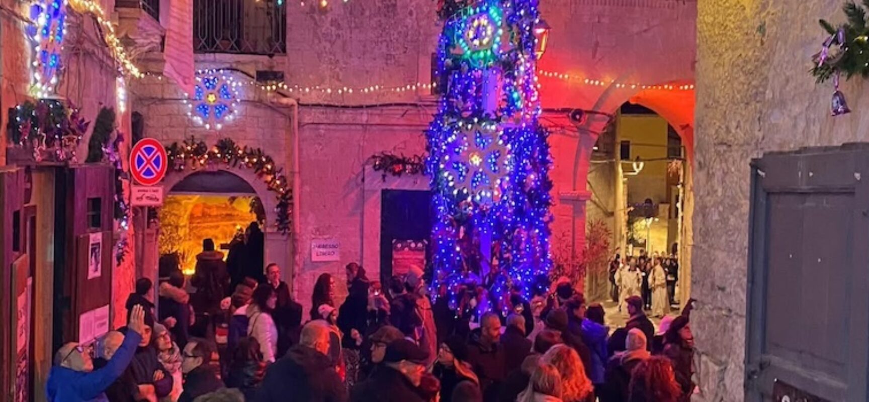 Borgo del Natale: cori, concerti e street food nel centro storico di Bisceglie